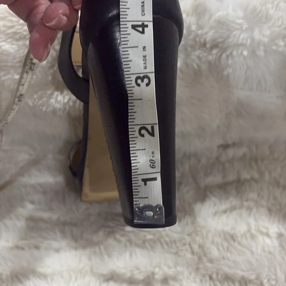 Michael Kors Black heels - Picture 8 of 8